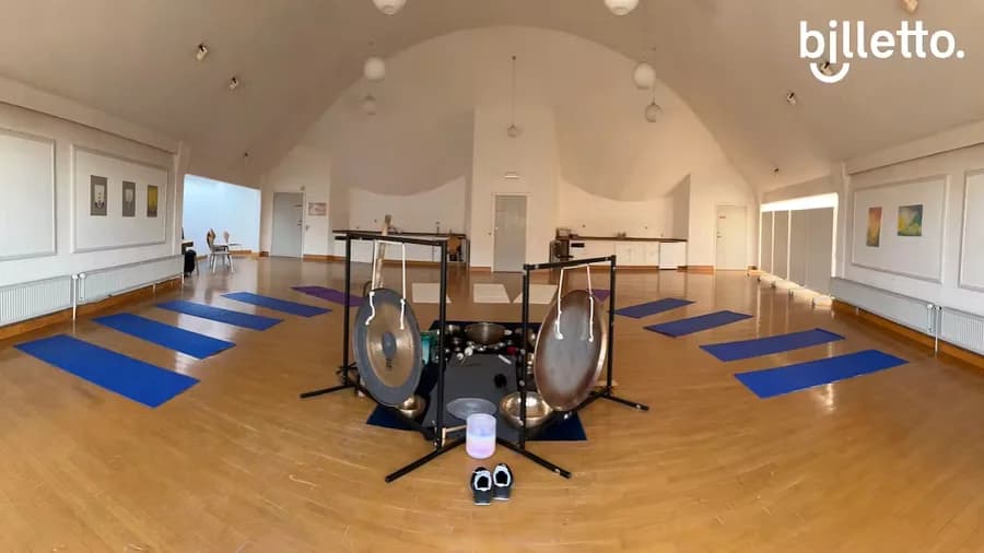 Sound Course in Skanderborg: Learn About Singing Bowls and Gong for Meditation