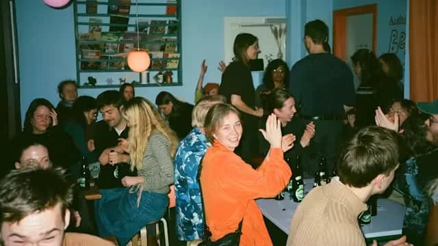 Bodega Quizzz at Bellis
