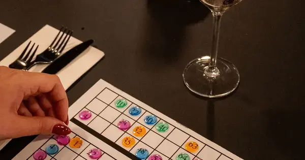 Bobler og banko hos MIB-Martin Ib