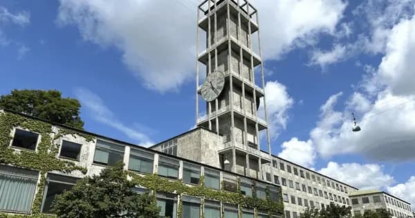 Guided tour at Aarhus City Hall - In English