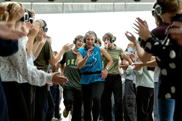Dance Yourself Happy - Silent Groove (4:00 PM-5:00 PM)