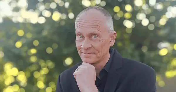 Kim Oechsle - mentalist show med tankelæsning og tryllerier