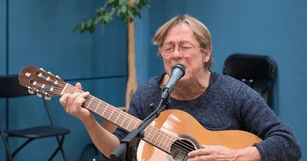 Free Live Concert with Jens Klit