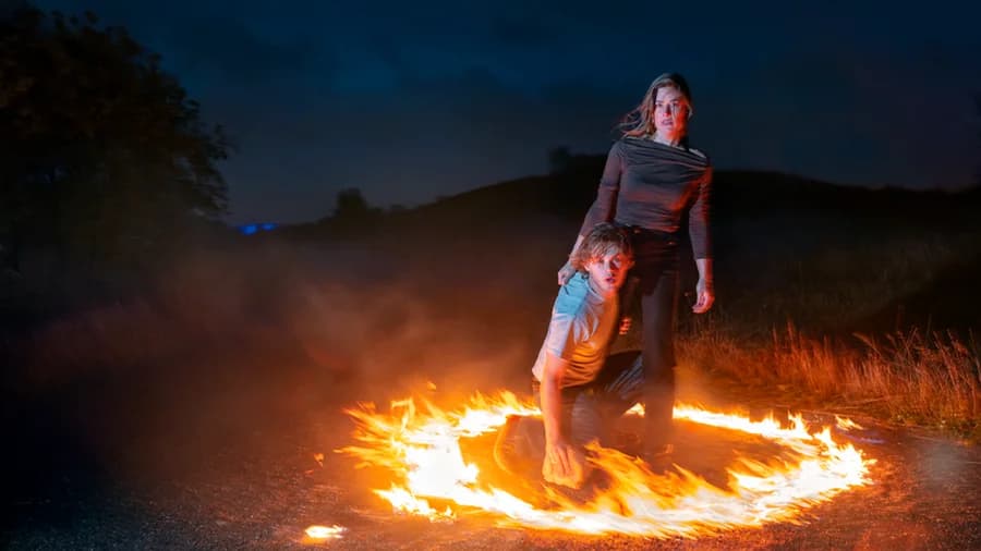 Hydra - Waiting for the Crisis