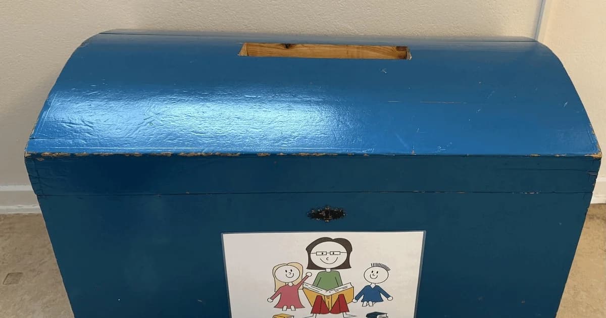 BogSpiloppen Collects Used Children's Books