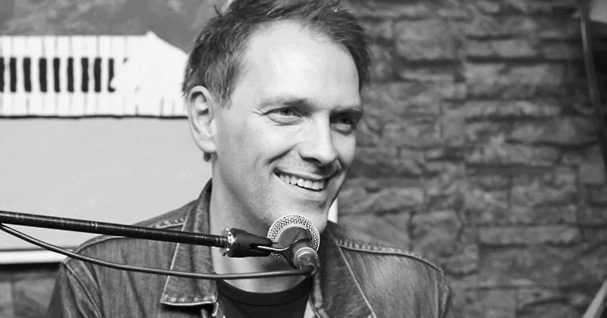 Piano Bar at GårdCafeen with Jens Ottosen