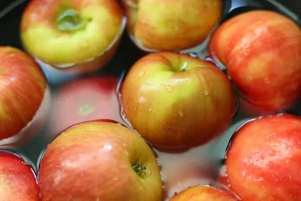 Green Grab: Press Apples into Cider