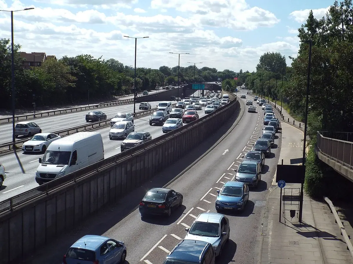 Saturday afternoon traffic on Western Avenue, Perivale - geograph.org.uk - 5802374.jpg